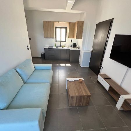 Ferienwohnung Medora By The Sea Near Airport Artemida  Exterior foto